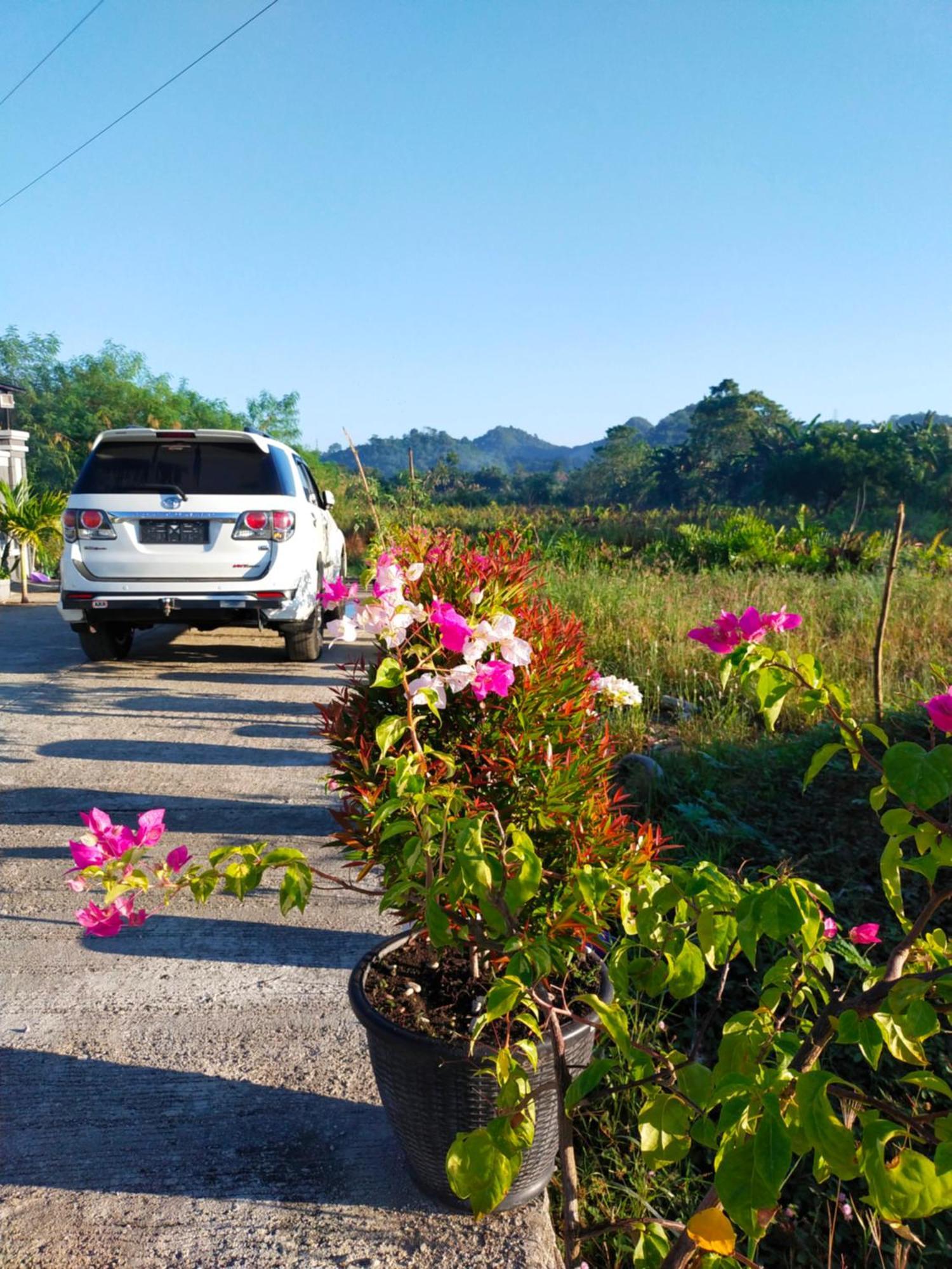 La Geiro Villa Labuan Bajo Exterior photo
