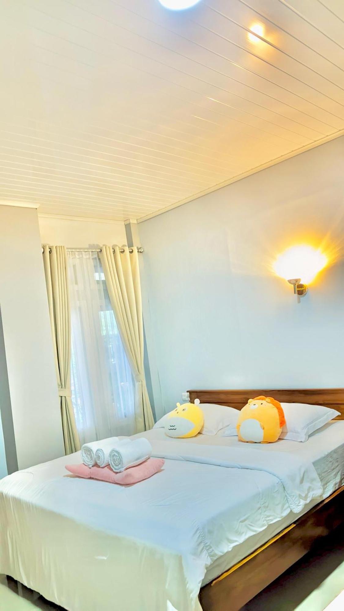 La Geiro Villa Labuan Bajo Exterior photo