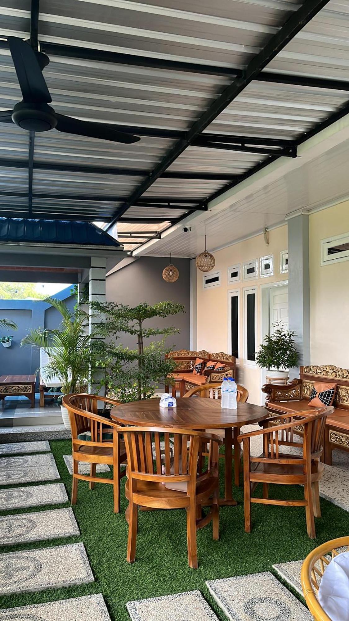 La Geiro Villa Labuan Bajo Exterior photo